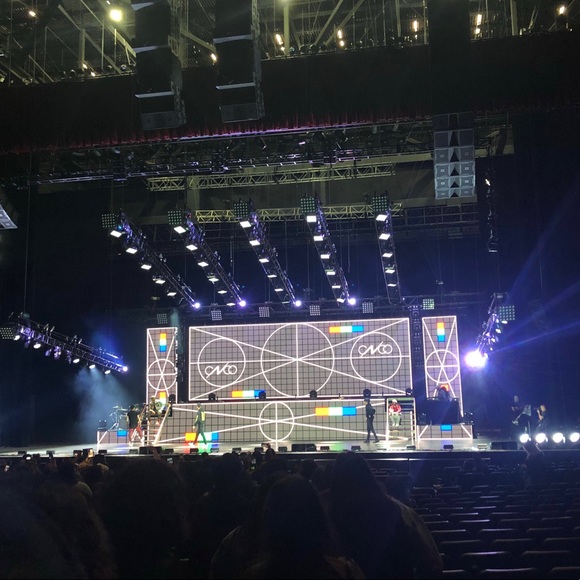 Meet your Posher, Zoe - Picture 1 of 1